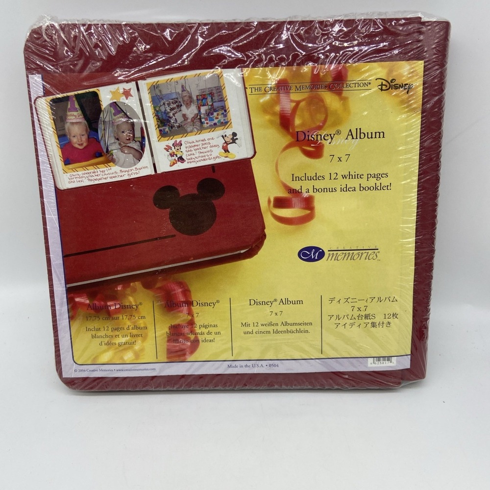 Creative Memories Disney Mickey Mouse 7 x 7" Red Scrapbook Album‎ w/12 Pages New - Picture 2 of 3